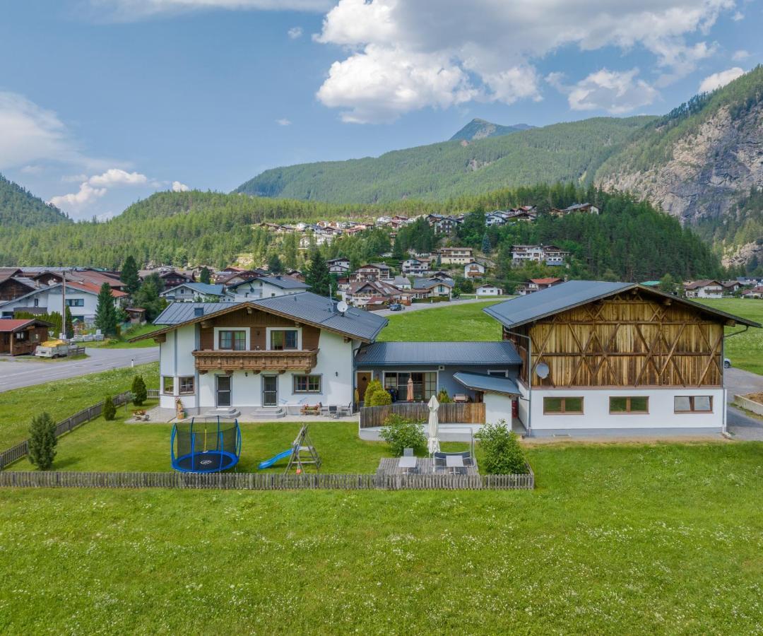 Landhaus Oetztalblick Längenfeld Esterno foto