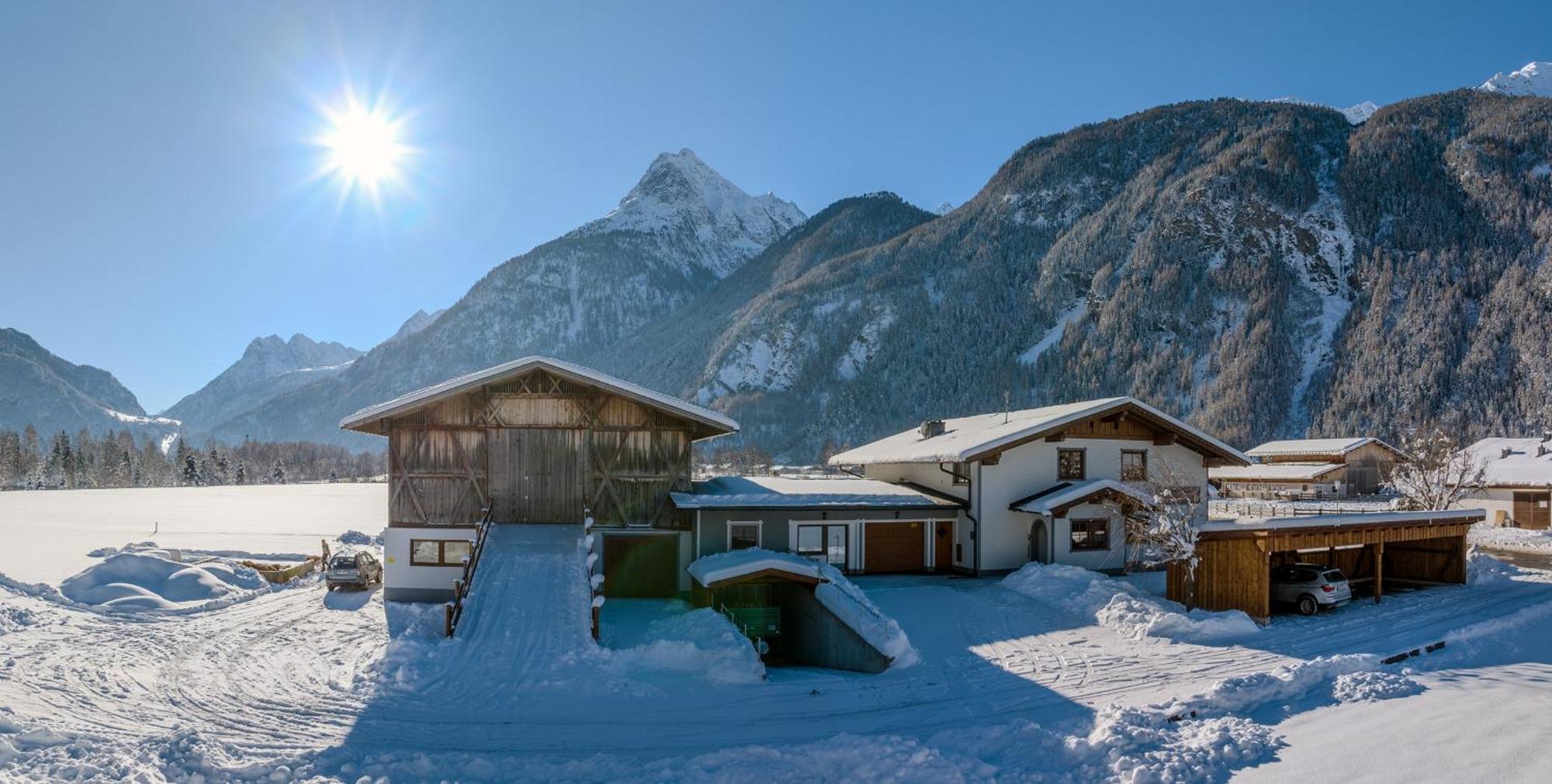 Landhaus Oetztalblick Längenfeld Esterno foto